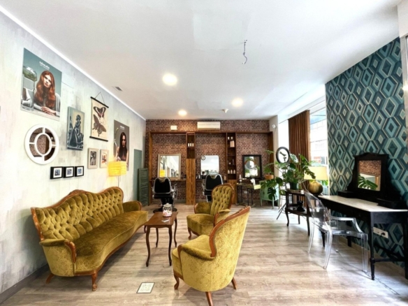 Imagen 2 de Traspaso - Peluquería (Productos orgánicos) en Palma.