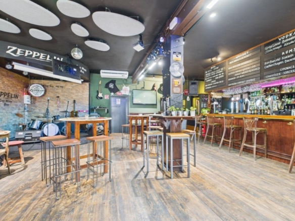 Imagen 1 de Traspaso 99.000€ - Bar con licencia "Concert Live"