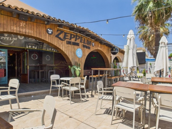 Imagen 2 de Traspaso 99.000€ - Bar con licencia "Concert Live"