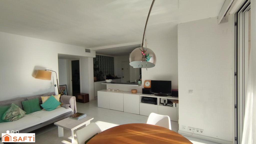 Imagen 4 de PISO CON VISTAS Y ACCESO DIRECTO AL MAR EN ILLETAS