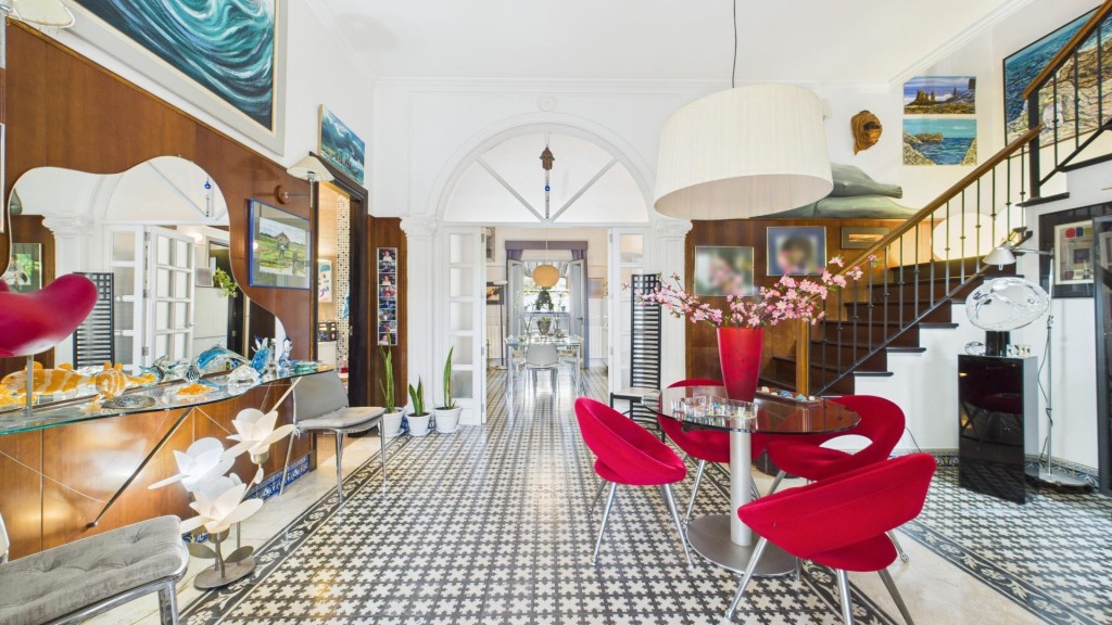 Imagen 2 de Magnífica casa auténtica a 50m del mar - Cala Estancia.