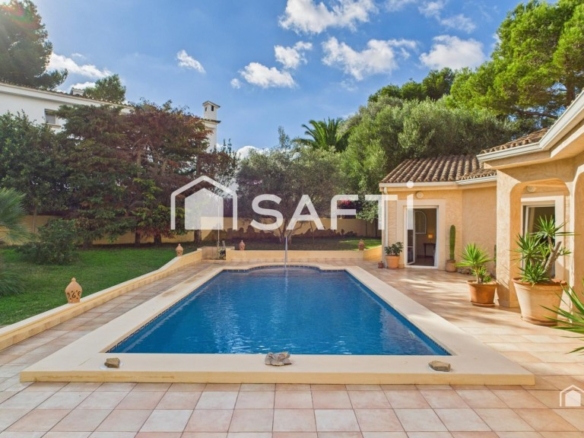 Imagen 2 de Exclusiva Villa Mediterránea en Nova Santa Ponsa