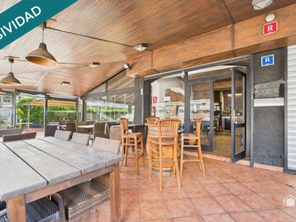 Imagen 3 de En venta: local de restaurante en Costa de la Calma / Rotes Velles - Calle de Santa Ponsa.