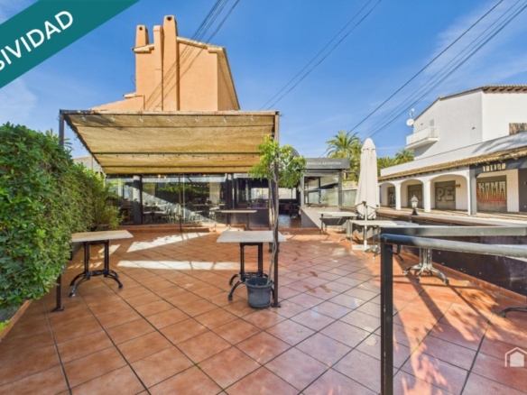 Imagen 2 de En venta: local de restaurante en Costa de la Calma / Rotes Velles - Calle de Santa Ponsa.