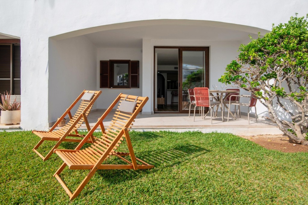 Imagen 3 de Adorable piso en Cala Egos con piscina y vistas al mar