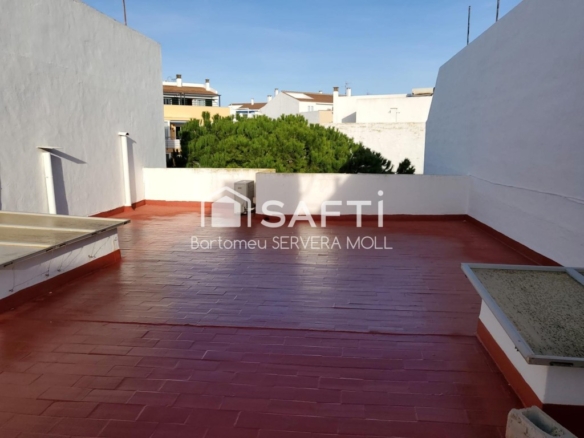 Imagen 2 de ESPACIOSA VIVIENDA EN PRIMER PISO CON TERRAZA PRIVADA Y ACCESO INDEPENDIENTE