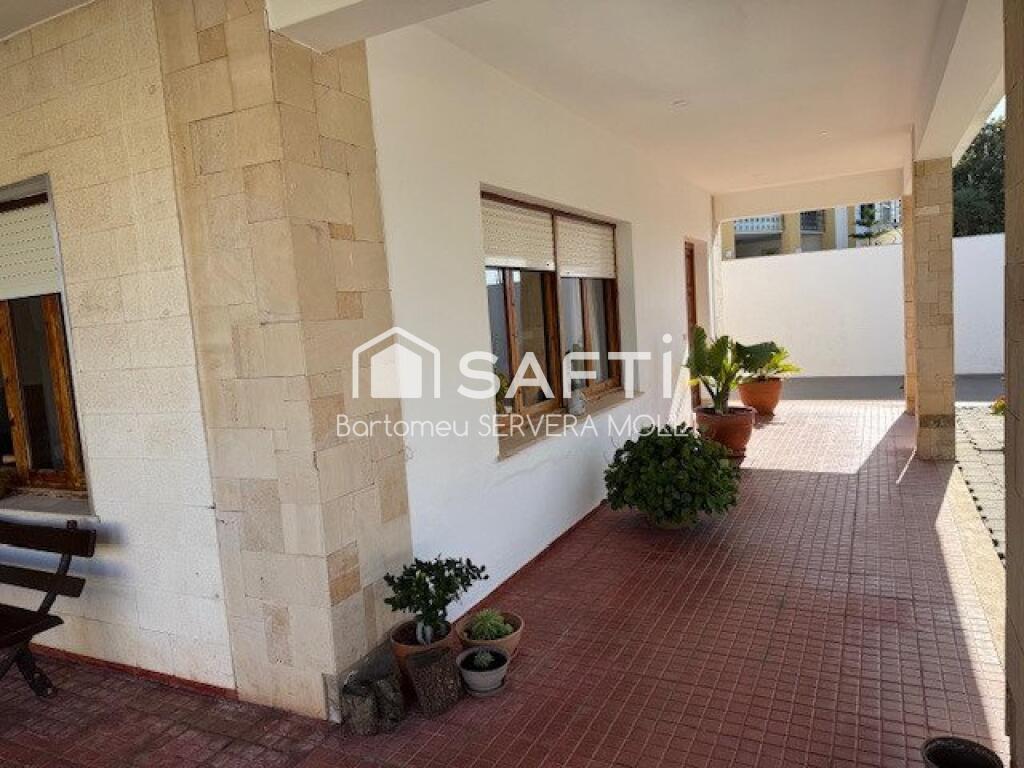 Imagen 3 de CHALET EXCLUSIVO CON JARDÍN Y TERRAZA CUBIERTA EN CIUTADELLA DE MENORCA
