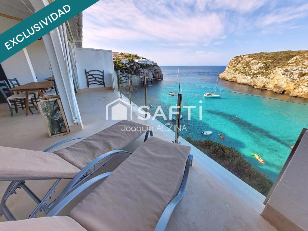 Imagen 1 de Exclusivo apartamento con espectaculares vistas al mar en Cala’n Porter