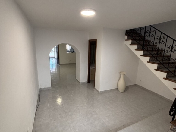 Imagen 2 de Casa de pueblo en Venta en Villafranca De Bonany Baleares