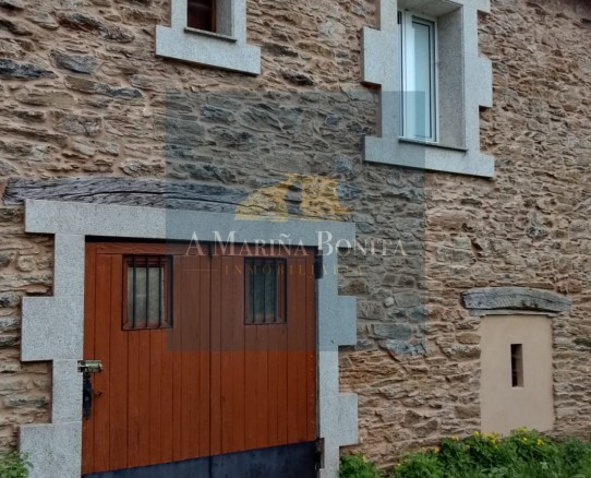 Imagen 1 de Casa-Chalet en Venta en Baralla (Casco Urbano) Lugo