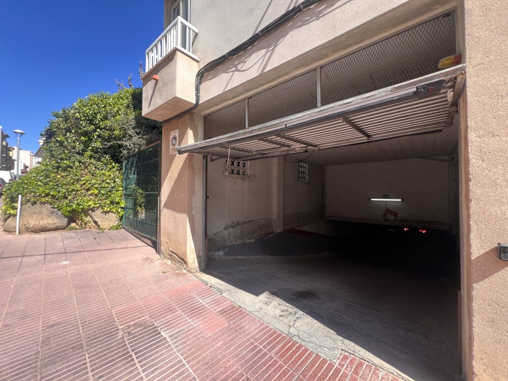 Imagen 2 de Parking coche en Venta en Sant Feliu De Guixols Girona
