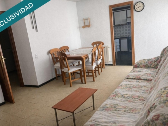 Imagen 4 de ? Casa adosada con local comercial. Gran oportunidad.