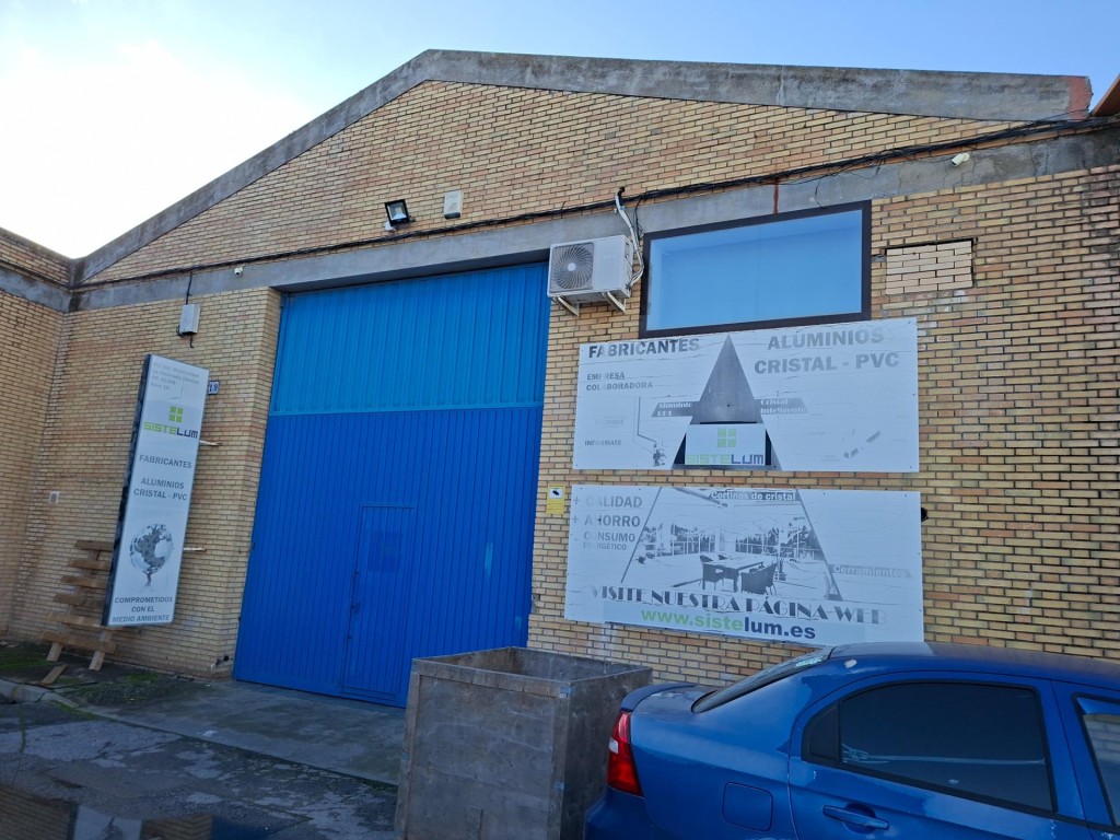 Imagen 1 de SE VENDE nave en La Rinconada
