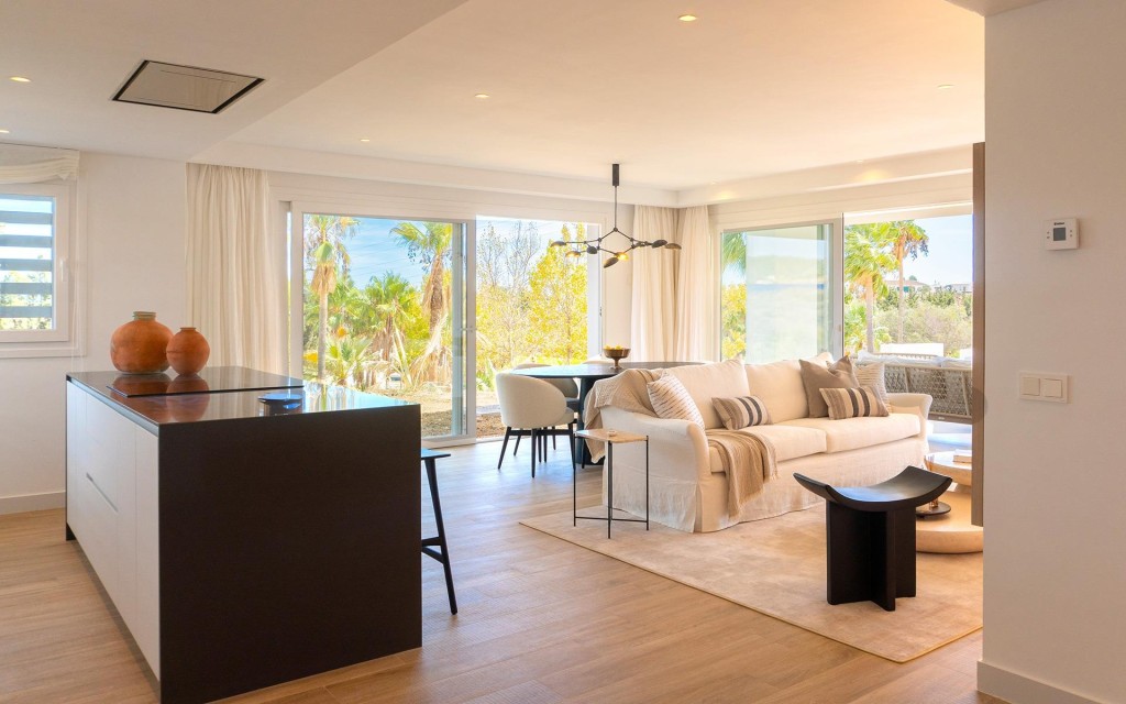 Imagen 2 de APARTAMENTO 2 dorm. en ALCAZABA LAGOON con TERRAZA