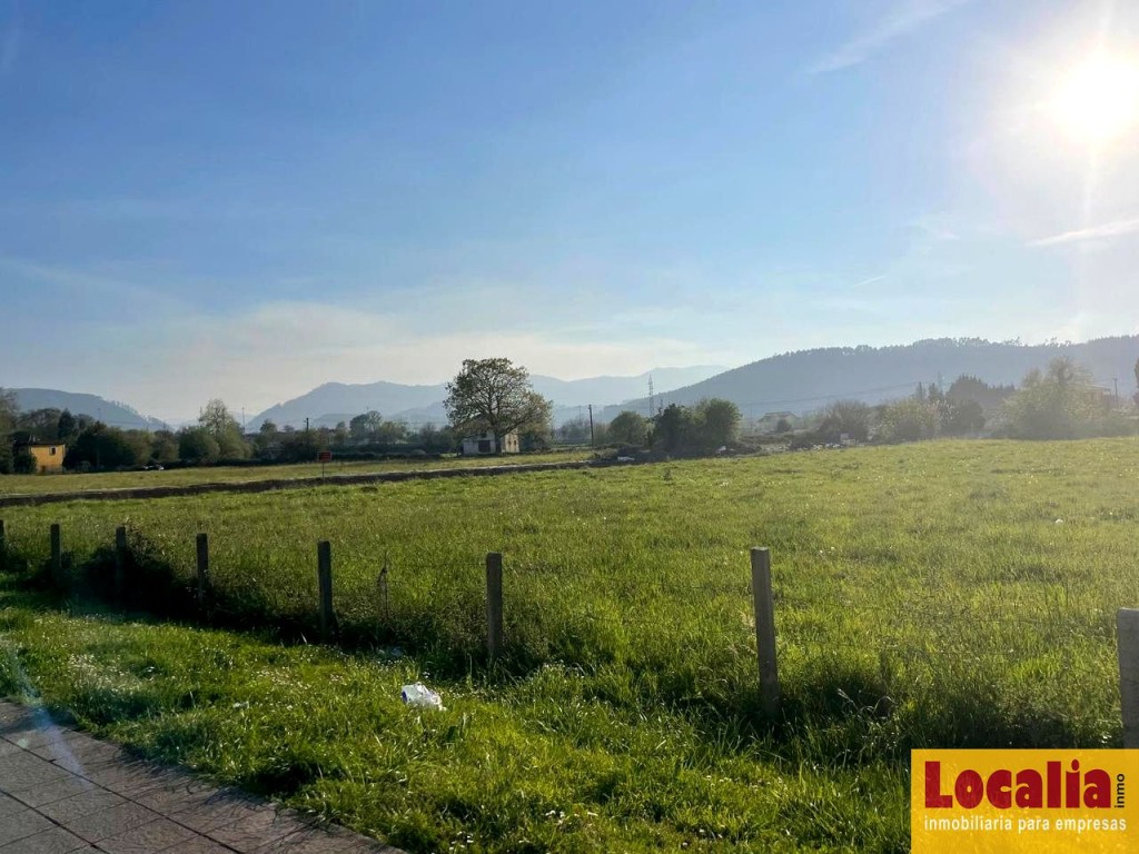 Imagen 2 de Atractivo y extenso suelo urbano en Torrelavega