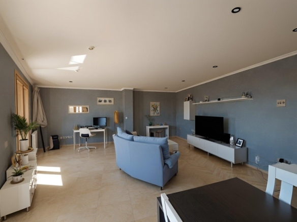 Imagen 3 de EXCLUSIVO ATICO A LA VENTA EN BENIGANIM