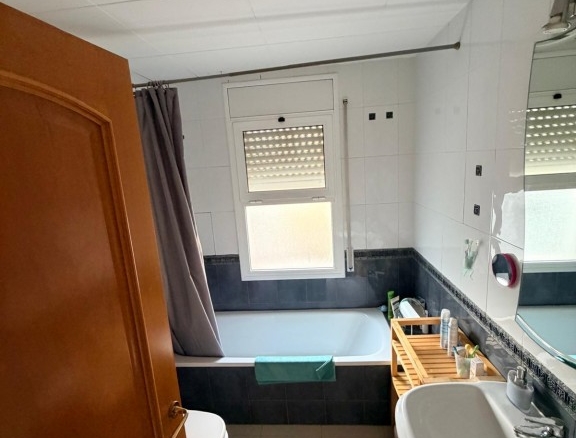 Imagen 4 de Casa-Chalet en Venta en Malgrat De Mar Barcelona