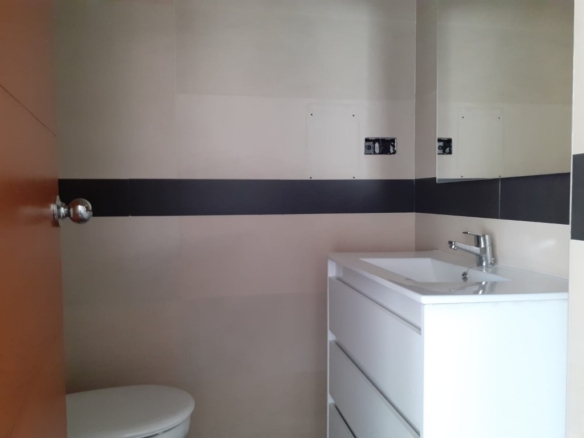 Imagen 3 de Local comercial en Alquiler en Pineda De Mar Barcelona