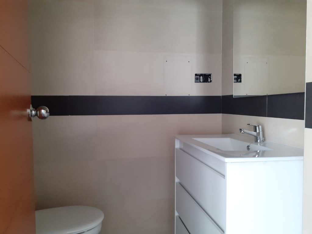 Imagen 3 de Local comercial en Alquiler en Pineda De Mar Barcelona