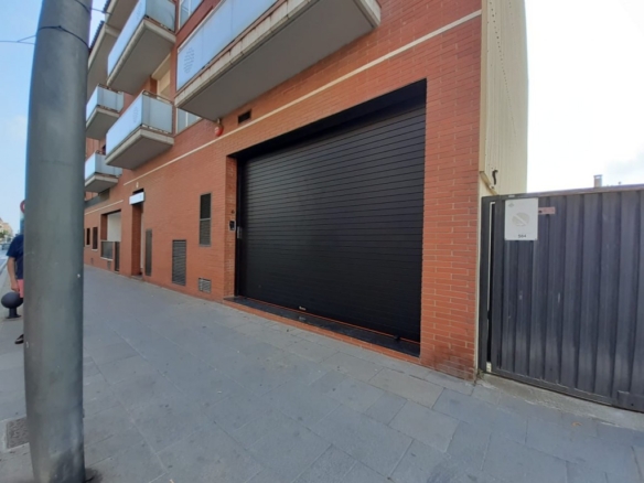 Imagen 4 de Local comercial en Alquiler en Pineda De Mar Barcelona