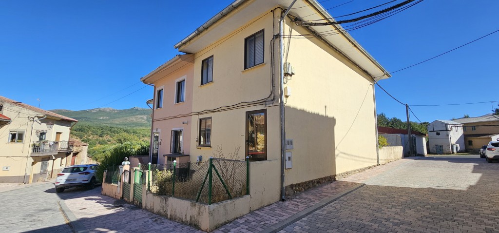 Imagen 1 de Casa-Chalet en Venta en Riaza Segovia