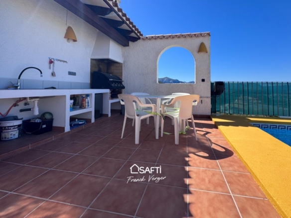 Imagen 2 de MONTEPEGO Magnífica villa con vistas panorámicas al mar y a la montaña