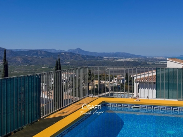 Imagen 4 de MONTEPEGO Magnífica villa con vistas panorámicas al mar y a la montaña