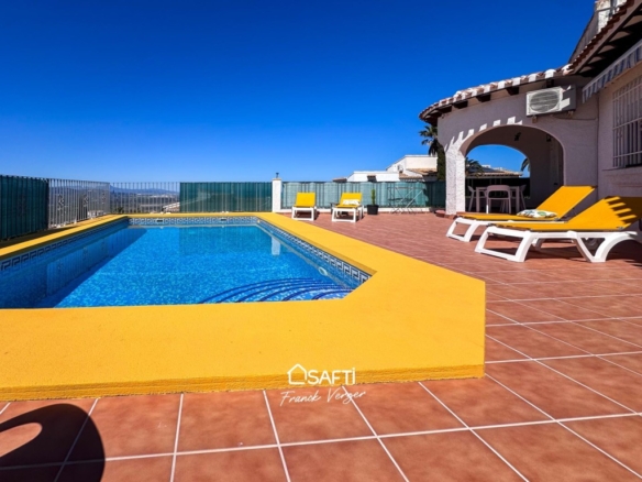 Imagen 1 de MONTEPEGO Magnífica villa con vistas panorámicas al mar y a la montaña