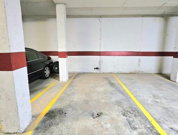 Imagen 1 de Parking coche en Venta en Cala De Mijas