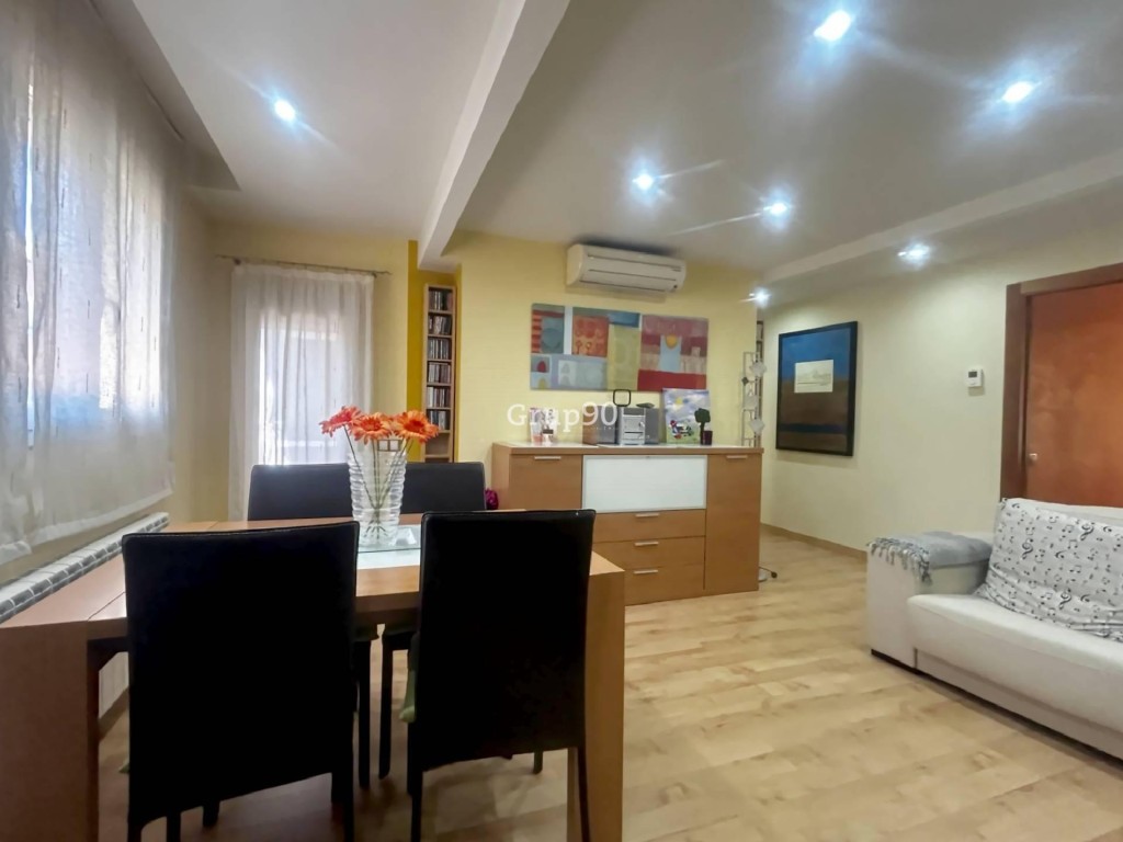 Imagen 1 de ✨ Piso alto y luminoso en Cappont ✨