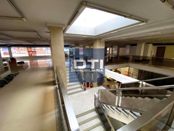 Imagen 1 de Local comercial en venta en el centro de Albacete