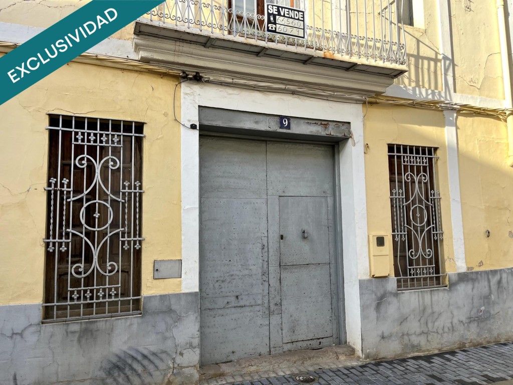 Imagen 3 de Encantadora casa de pueblo con gran patio y múltiples posibilidades en Bugarra (Valencia)