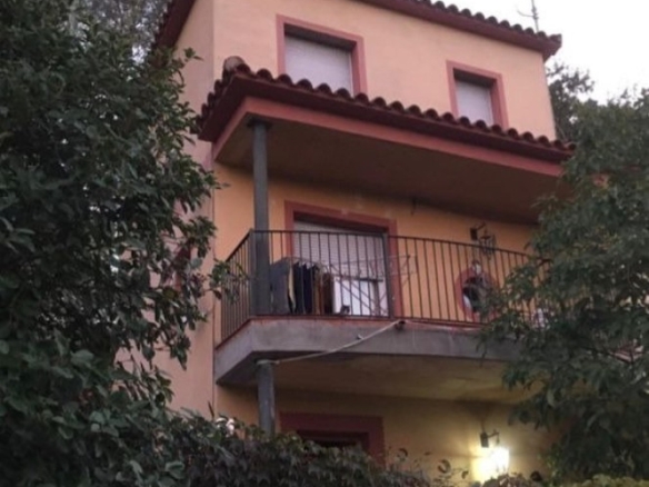 Imagen 4 de MAGNIFICA CASA UNIFAMILIAR IDEAL PARA DOS FAMILIAS EN PIERA