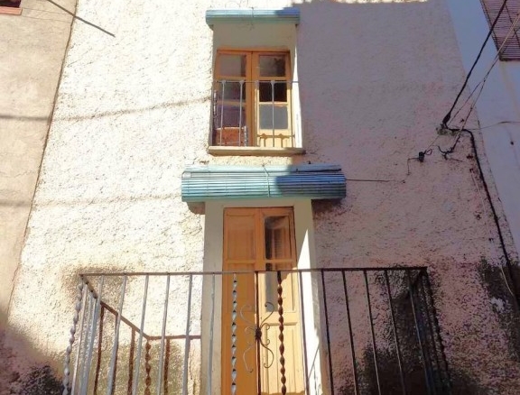 Imagen 1 de Casa de pueblo en Venta en Maella Zaragoza