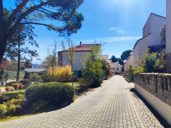 Imagen 2 de Casa-Chalet en Venta en Alpedrete Madrid