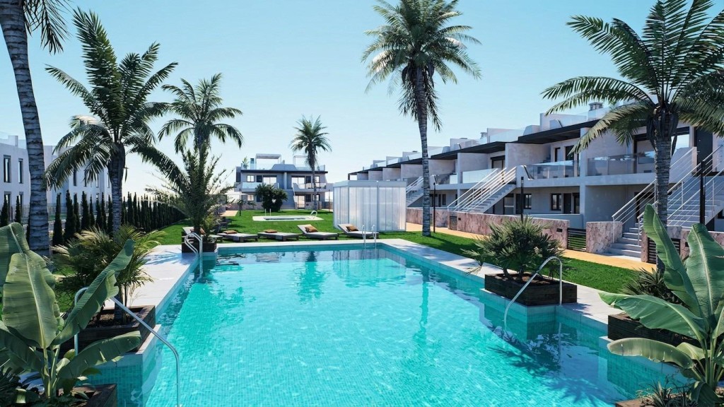 Imagen 2 de Residencial con bungalows nuevos con jardín o solárium cerca de la playa en Pilar de la Horadada