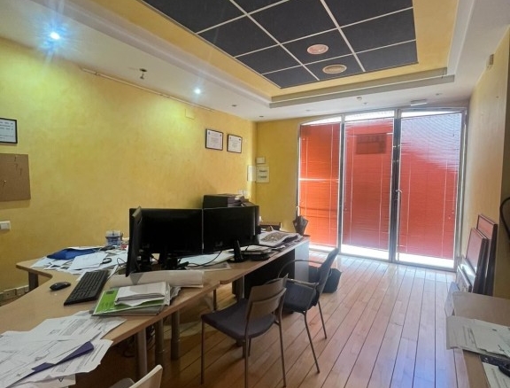 Imagen 1 de Local comercial en Venta en Vélez Malaga Málaga