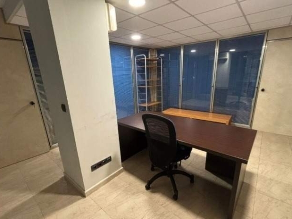 Imagen 1 de Local en alquiler en el barrio de Sant Antoni.