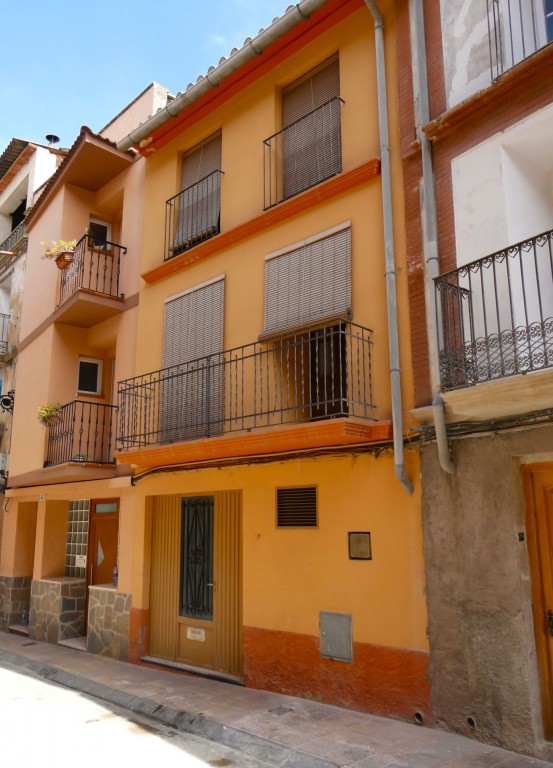 Imagen 1 de Casa de pueblo en Venta en Maella Zaragoza