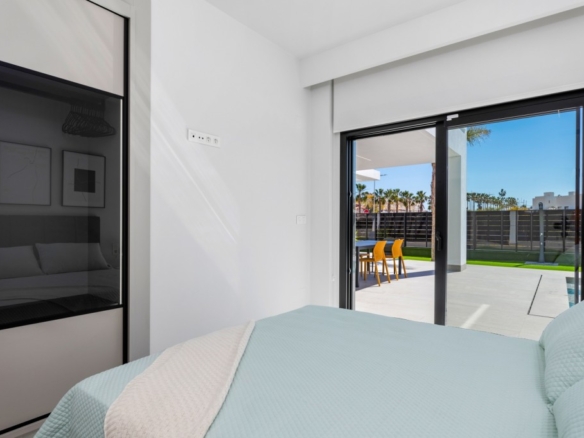 Imagen 1 de Casa-Chalet de Obra Nueva en Venta en Algorfa Alicante