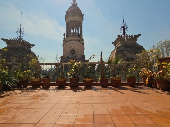 Imagen 1 de Ático con terraza con vistas de mar y montaña