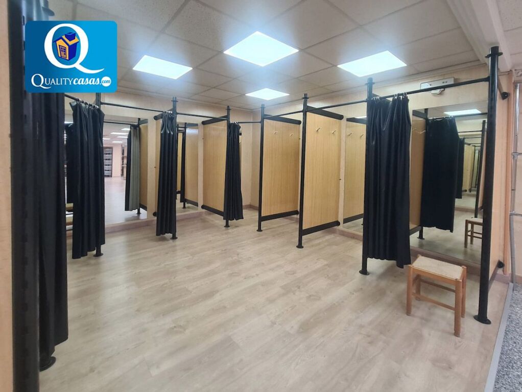 Imagen 3 de Local comercial en Alquiler en Elda Alicante Ref: A-MON-L1409
