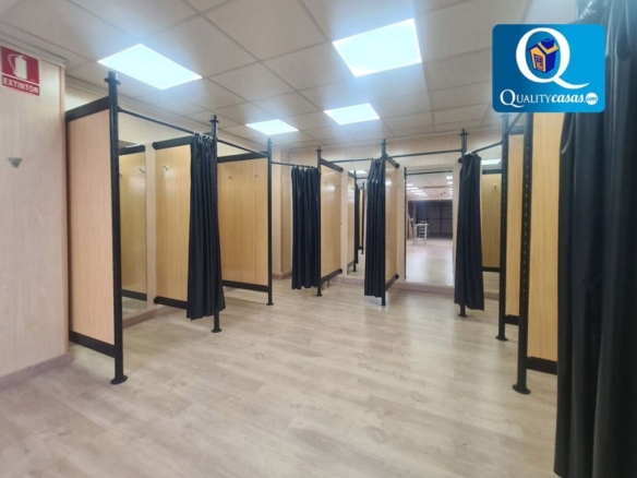 Imagen 4 de Local comercial en Alquiler en Elda Alicante Ref: A-MON-L1409