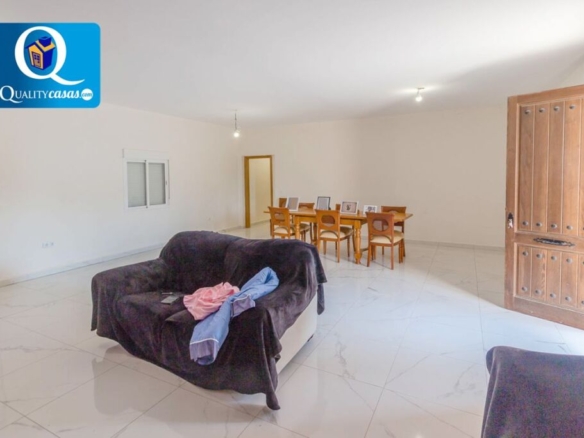 Imagen 1 de Casa-Chalet en Venta en Alicante Alicante Ref: 18353