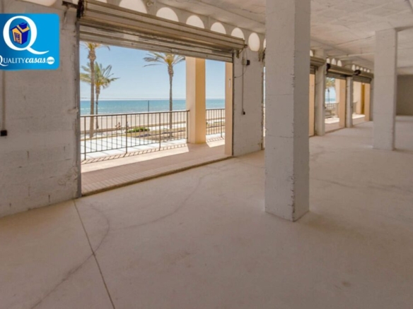 Imagen 1 de Local comercial en Alquiler en Campello