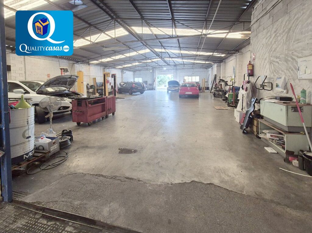 Imagen 2 de Local comercial en Venta en Campello