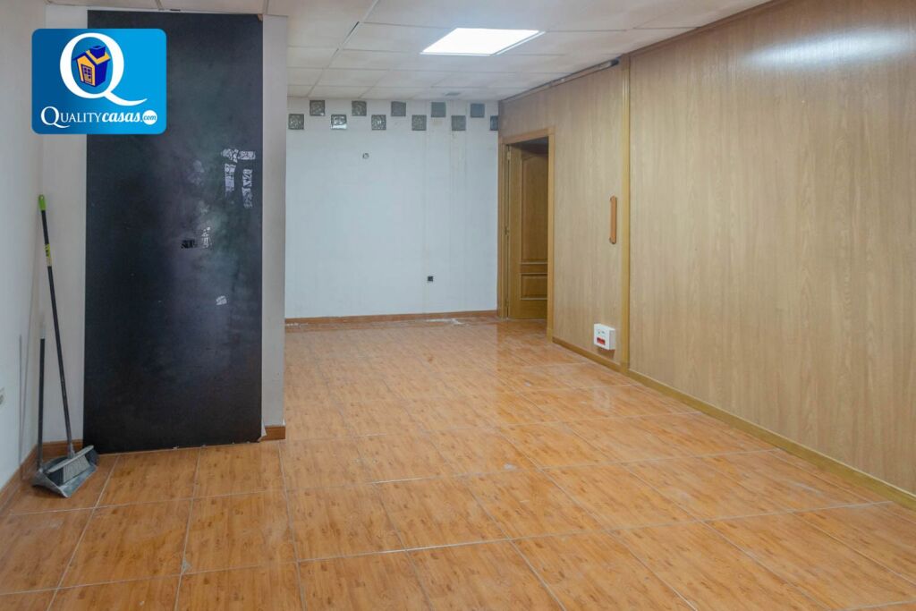 Imagen 3 de Local comercial en Alquiler en Playa de San Juan Alicante Ref: A-LUC-L1310S