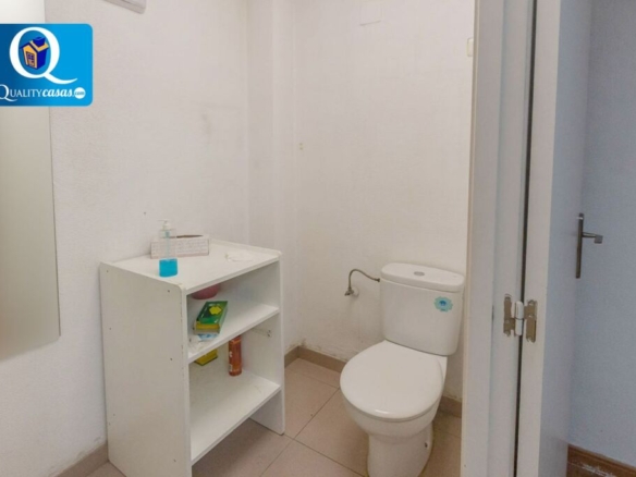Imagen 4 de Local comercial en Alquiler en Playa de San Juan Alicante Ref: A-LUC-L1310S