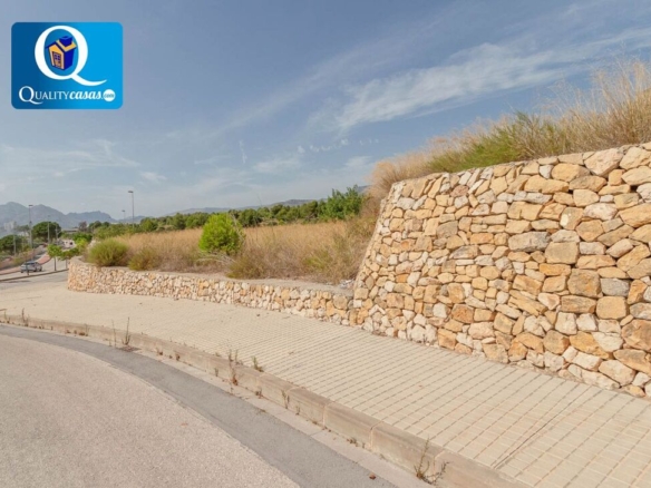 Imagen 1 de Suelo rústico en Venta en Polop Alicante Ref: 18425