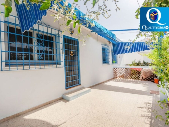 Imagen 1 de Casa-Chalet en Venta en Benidorm Alicante Ref: 17201